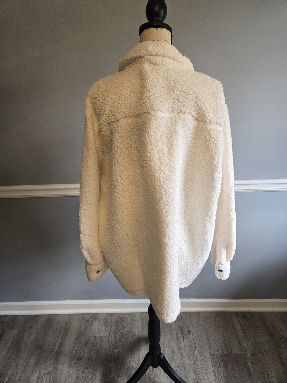 Cozy Cream Sherpa Button-Up Jacket - XXL - Picture 6 of 9